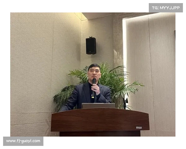 黄辛涛:从学术到实践的跨界探索与创新思维之路 黄辛涛:从学术到实践的跨界探索与创新思维之路